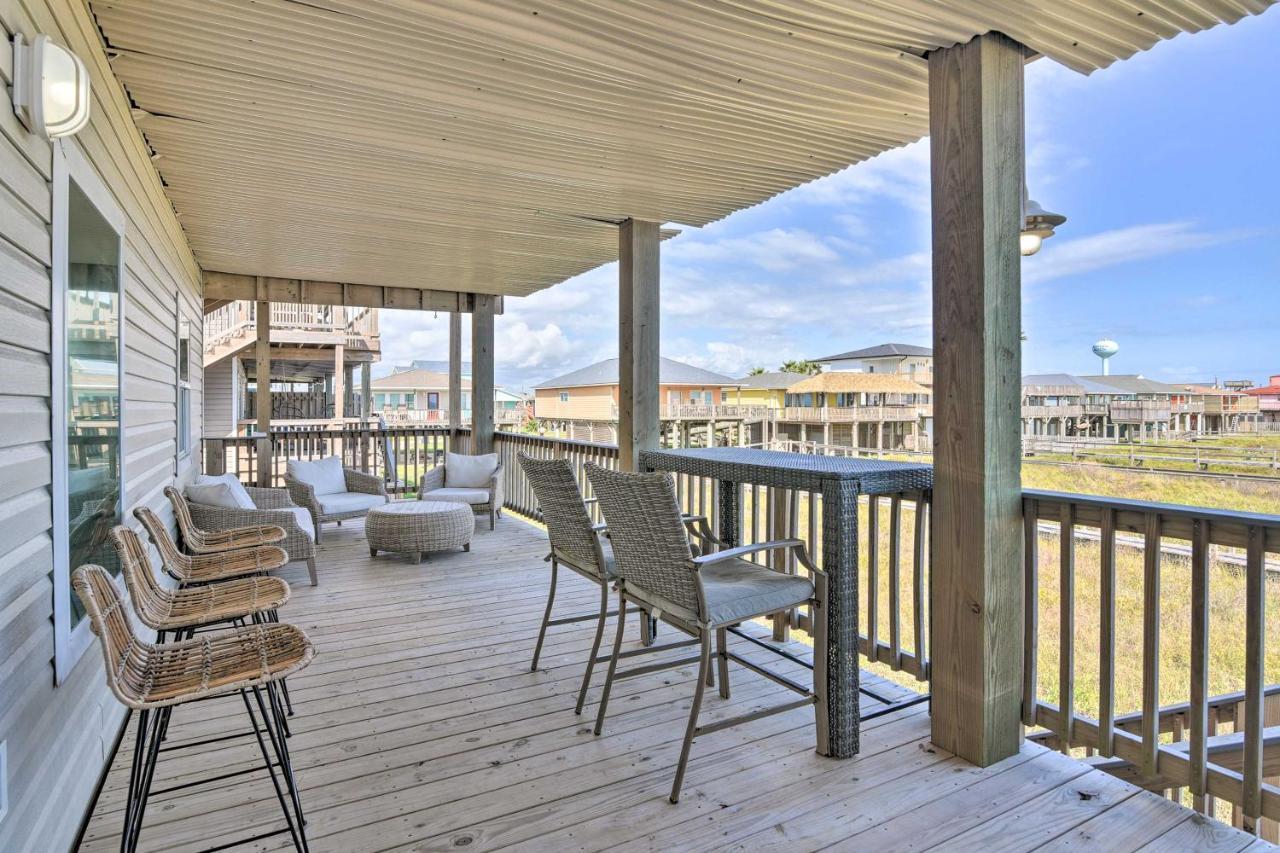 Surfside Beach Retreat With Deck And Ocean Views エクステリア 写真