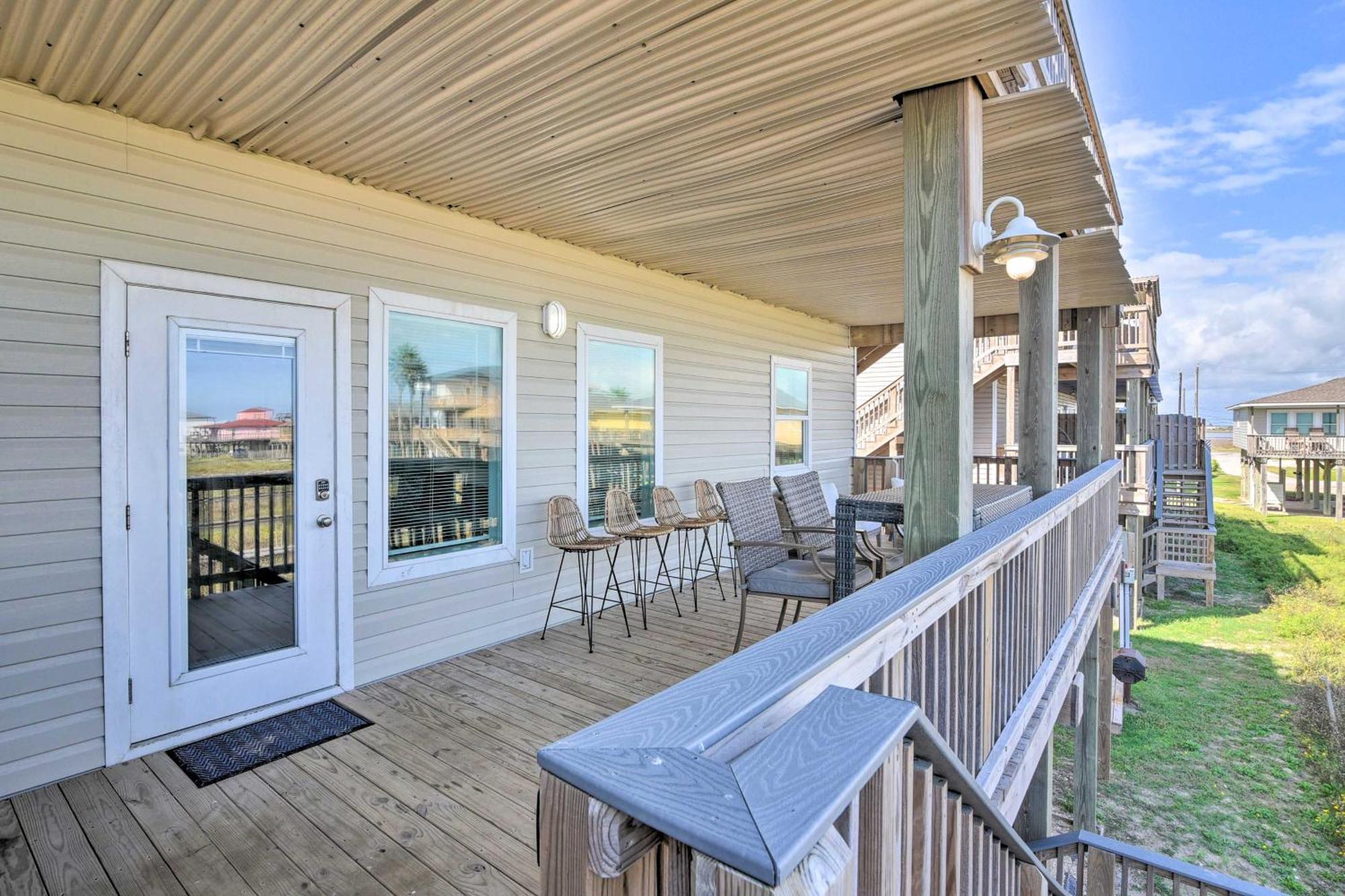 Surfside Beach Retreat With Deck And Ocean Views エクステリア 写真